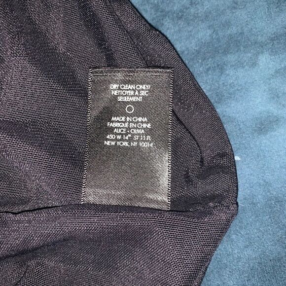 Alice + Olivia Stila Fitted Side-Slit Gown Dress - Picture 6 of 8